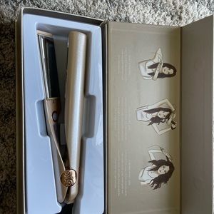 Tyme Iron PRO curling iron